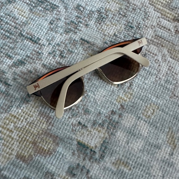 Janie and jack TORTOISE METALLIC FRAME SUNGLASSES - Picture 4 of 5